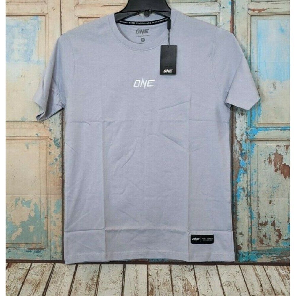 One Official Merchandise Mens Size Medium Light Blue Embroidered Logo T-Shirt
